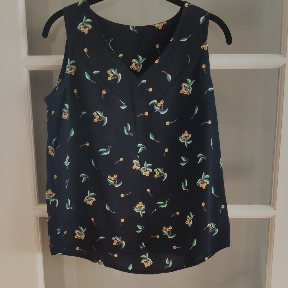 Floral Print Black Sleeveless Top